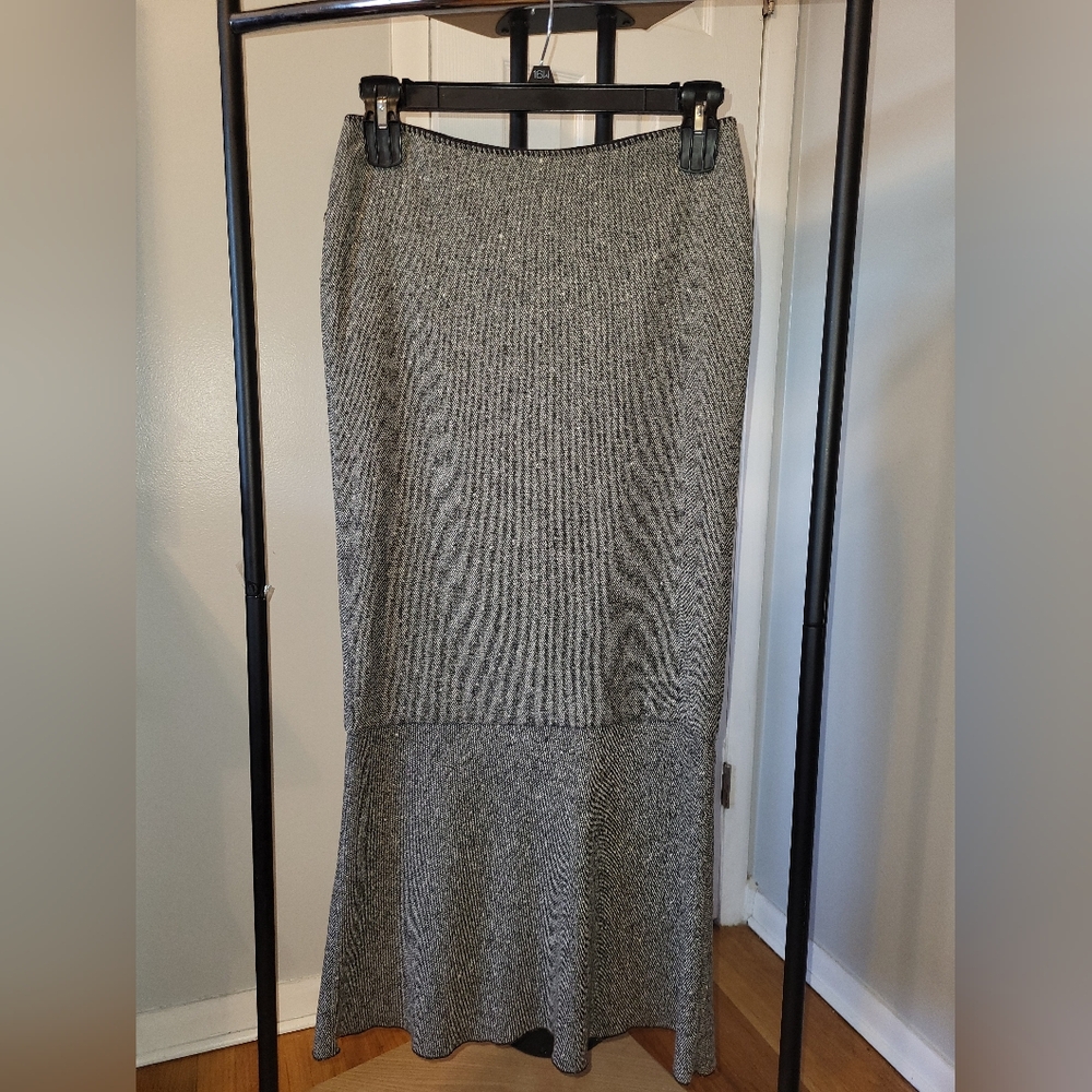 Tahari Gray Pencil Skirt